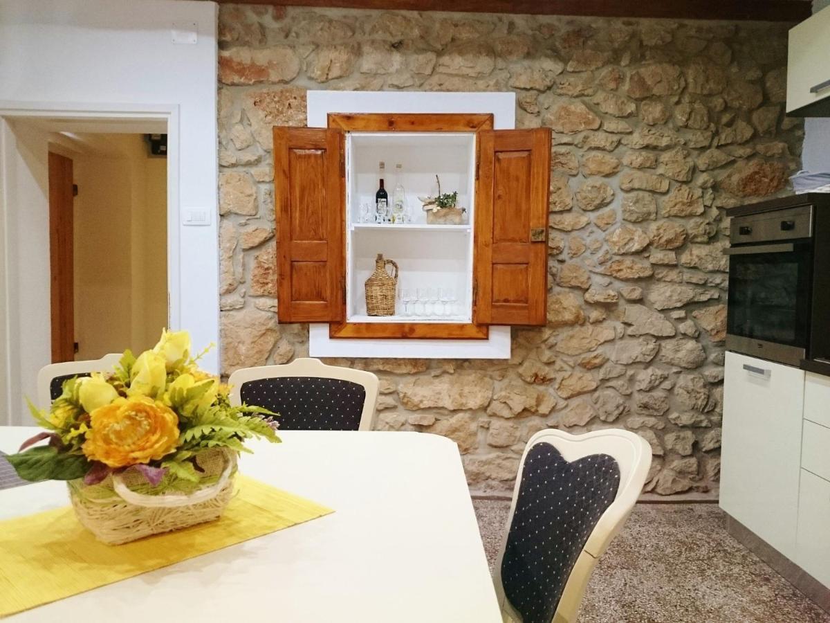 Barac Rural Holiday Home Grizane-Belgrad Ngoại thất bức ảnh
