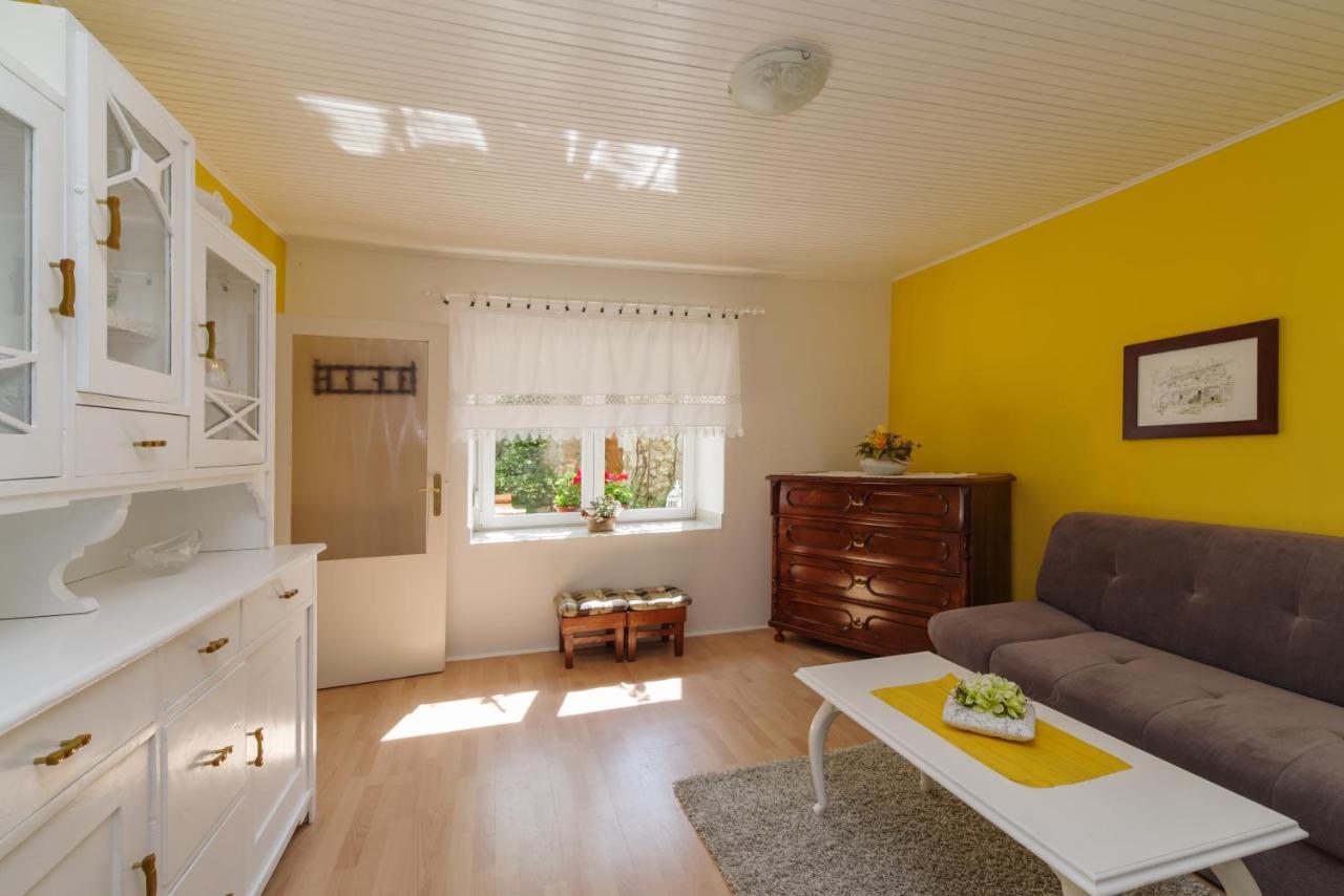 Barac Rural Holiday Home Grizane-Belgrad Ngoại thất bức ảnh